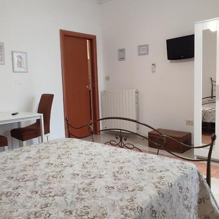 Da Vinci Affittacamere Borgo Таранто Екстер'єр фото