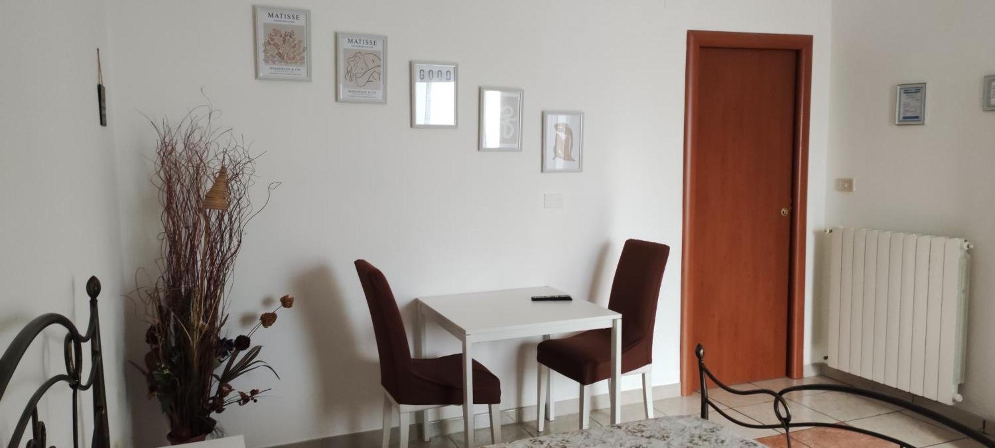 Da Vinci Affittacamere Borgo Таранто Екстер'єр фото